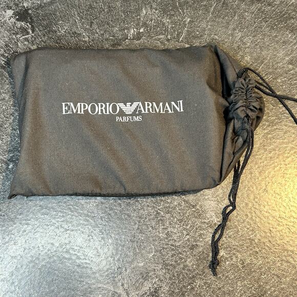 Giorgio Armani White Textured Cosmetic Travel Toiletry‎ Clutch W Dust Bag - Picture 10 of 10
